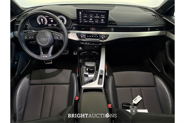 Audi A4 35 S edition Competition TFSI 149pk 2023 (Origineel-NL), X-994-BX