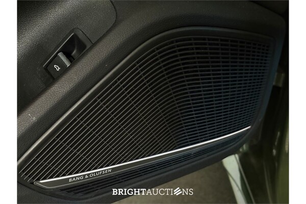 Audi A4 35 S edition Competition TFSI 149pk 2023 (Origineel-NL), X-994-BX