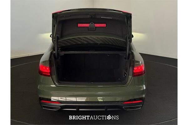 Audi A4 35 S edition Competition TFSI 149pk 2023 (Origineel-NL), X-994-BX