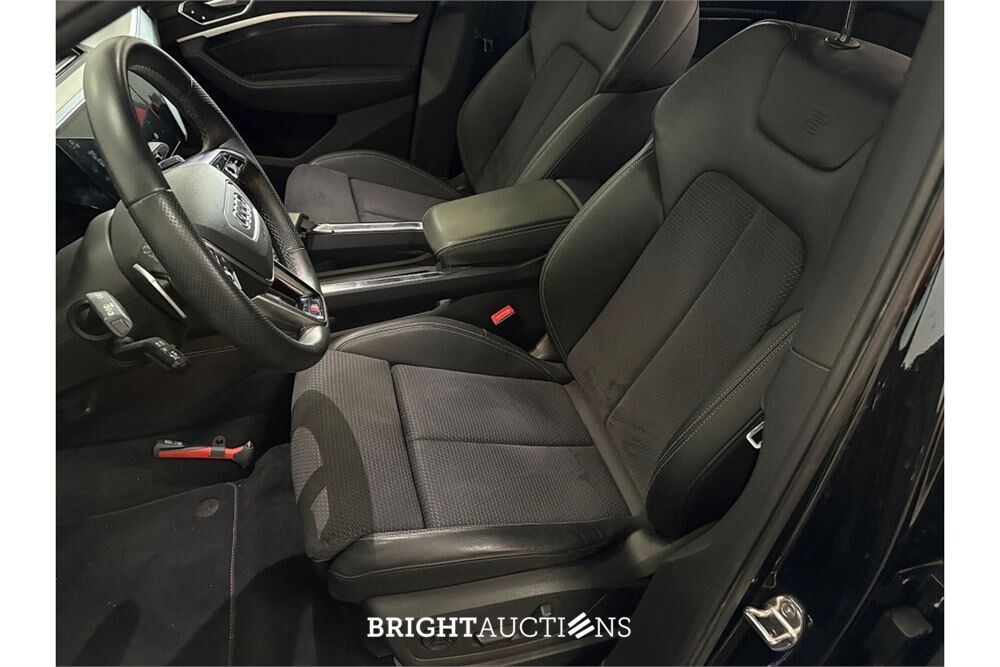 Audi e-tron 55 S edition Quattro 95 kWh 2022 (Origineel-NL), R-116-DL