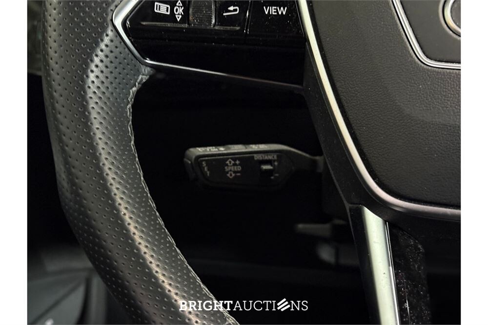 Audi e-tron 55 S edition Quattro 95 kWh 2022 (Origineel-NL), R-116-DL