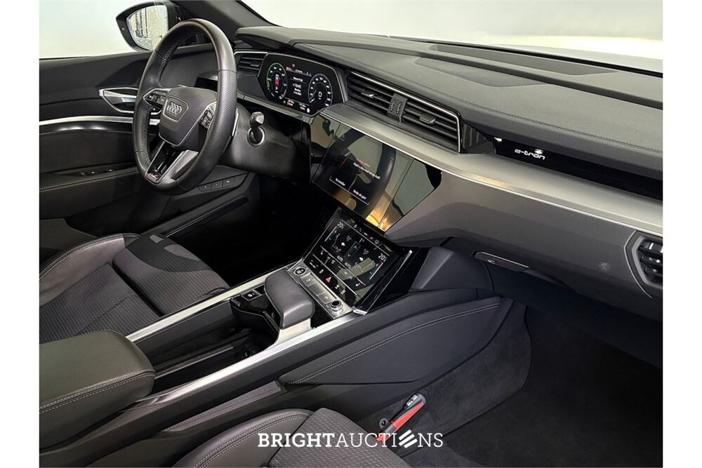 Audi e-tron 55 S edition Quattro 95 kWh 2022 (Origineel-NL), R-116-DL