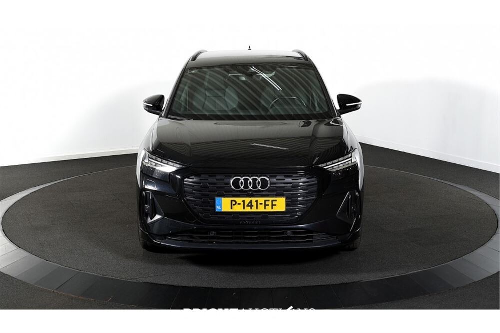 Audi Q4 35 Launch edition S Competition 55 kWh 2022 (Origineel-NL), P-141-FF
