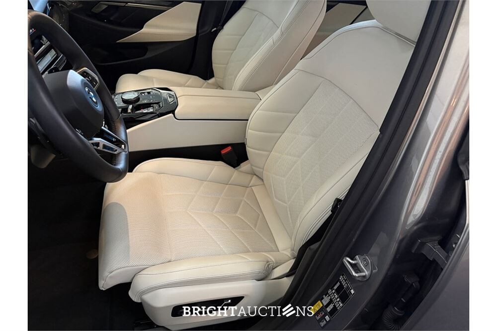 BMW 530e M Sport Edition 374pk 2025 (Origineel-NL) 5-Serie, HSJ-28-J