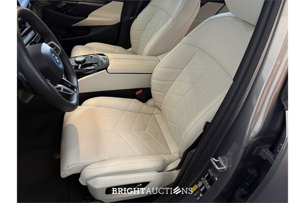 BMW 530e M Sport Edition 374pk 2025 (Origineel-NL) 5-Serie, HSJ-28-J