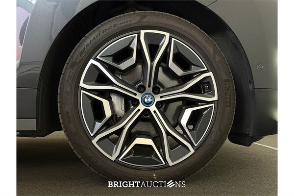 BMW iX xDrive50 High Executive 112 kWh 2022 (Origineel-NL), P-081-KP