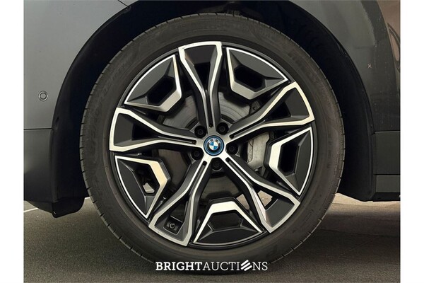 BMW iX xDrive50 High Executive 112 kWh 2022 (Origineel-NL), P-081-KP