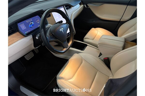 Tesla Model S Performance Ludicrous 2020 (Origineel-NL), J-620-LV