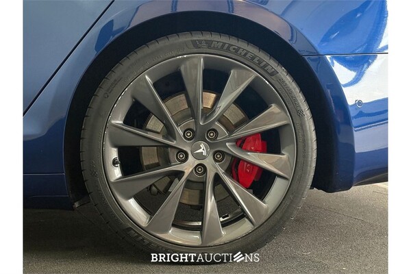 Tesla Model S Performance Ludicrous 2020 (Origineel-NL), J-620-LV