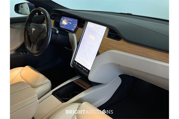 Tesla Model S Performance Ludicrous 2020 (Origineel-NL), J-620-LV