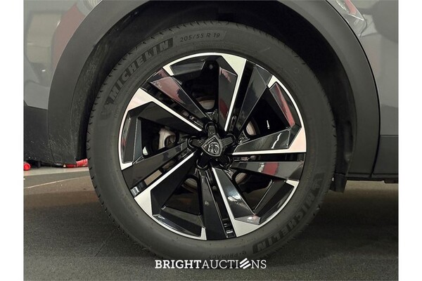 Peugeot 408 Hybrid 145 e-DCS6 Allure 1.2 156pk 2025 (Origineel-NL), HHK-99-H