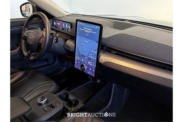 Ford Mustang Extended RWD 98 kWh 2021 (Origineel-NL), L-645-PT