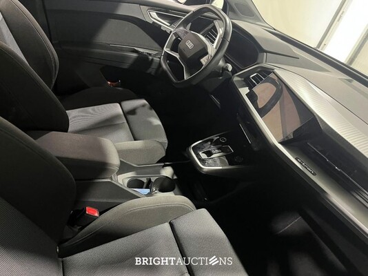 Audi Q4 e-tron 35 Advanced edition 55 kWh 170pk 2022 (Origineel-NL), R-475-BX