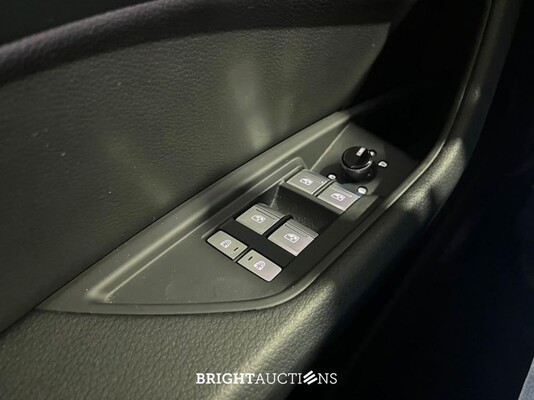 Audi e-tron Sportback 55 Advanced edition Quattro 95 kWh 408pk 2021 (Origineel-NL), L-608-RX