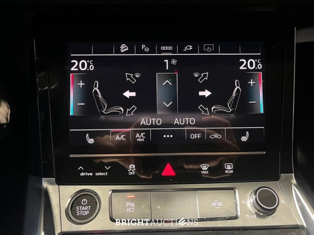 Audi e-tron 55 Advanced edition Quattro 95 kWh 408pk 2022 (Origineel-NL), R-906-VJ