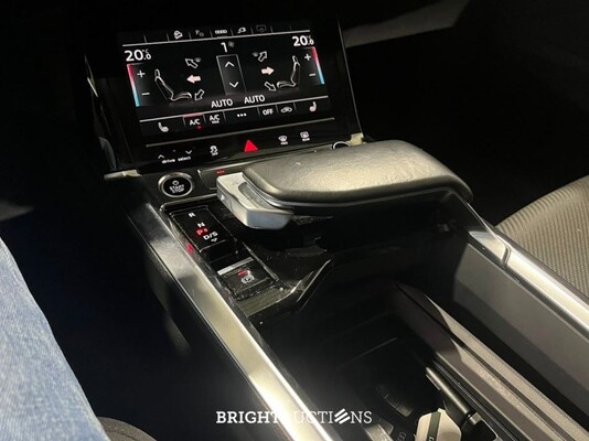 Audi e-tron 55 Advanced edition Quattro 95 kWh 408pk 2022 (Origineel-NL), R-906-VJ