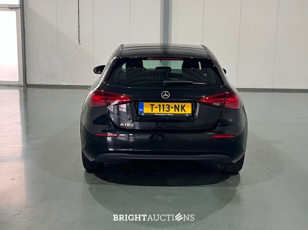 Mercedes-Benz A180 BusinesS-Line 136pk 2023 (Origineel-NL) A-klasse, T-113-NK