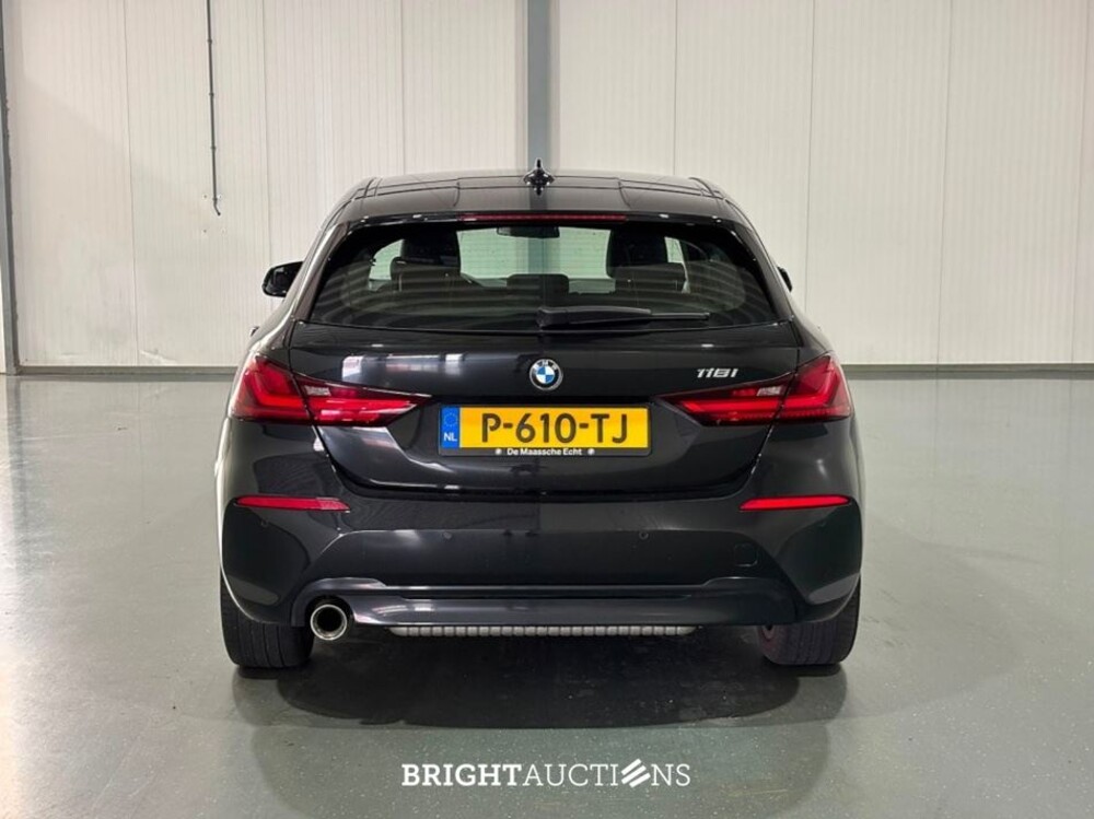 BMW 118i 1-serie Business Edition 136pk 2022 (Origineel-NL) 1-Serie, P-610-TJ