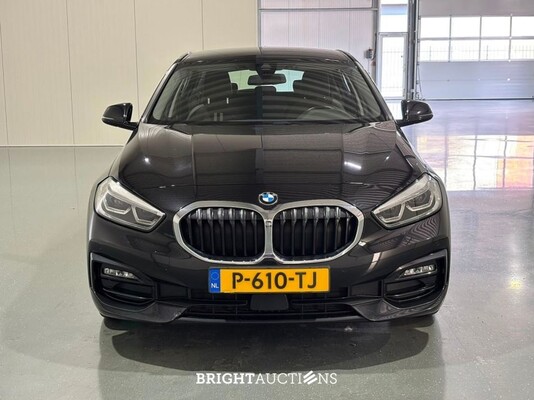 BMW 118i 1-serie Business Edition 136pk 2022 (Origineel-NL) 1-Serie, P-610-TJ
