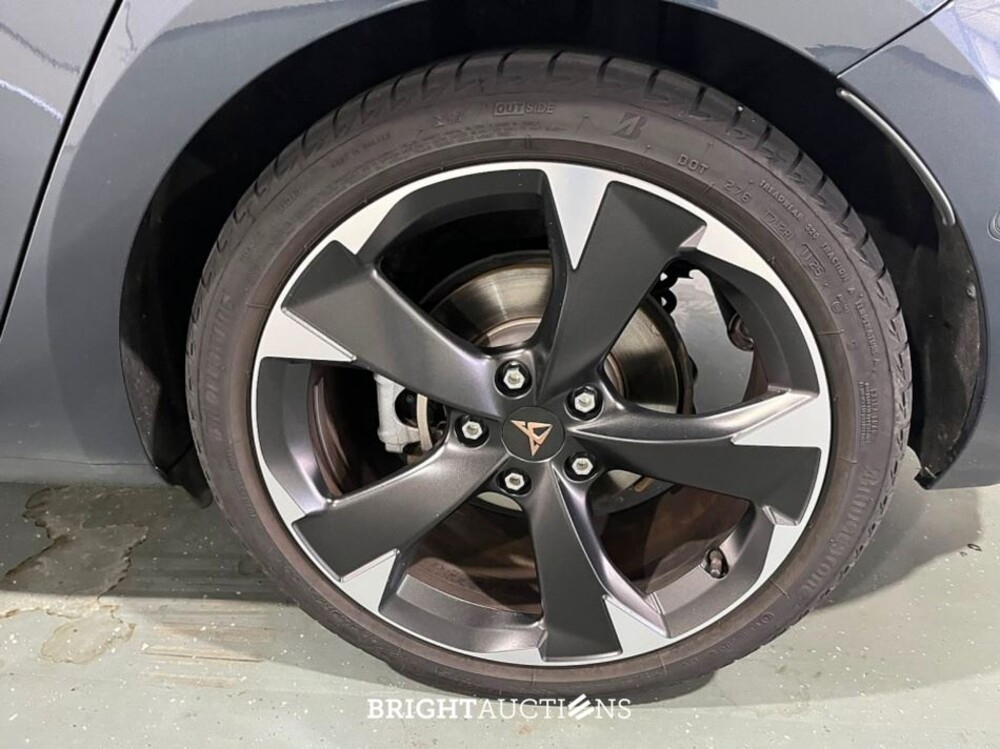 CUPRA Leon E-Hybrid PHEV Business 1.5 265pk 2025, KSN-62-Z