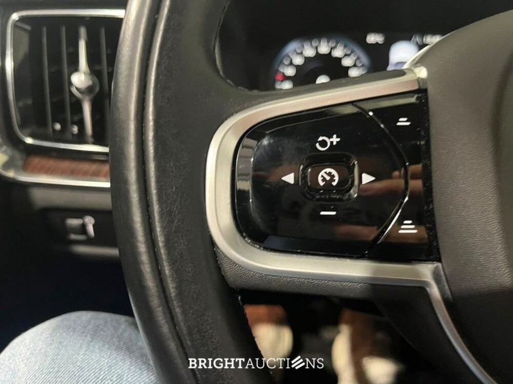 Volvo V60 Cross Country B5 Pro 2.0 AWD 250pk 2021 (Origineel-NL), K-286-VJ