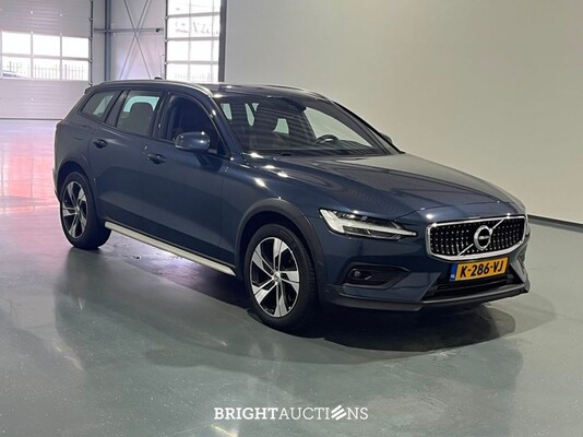 Volvo V60 Cross Country B5 Pro 2.0 AWD 250pk 2021 (Origineel-NL), K-286-VJ