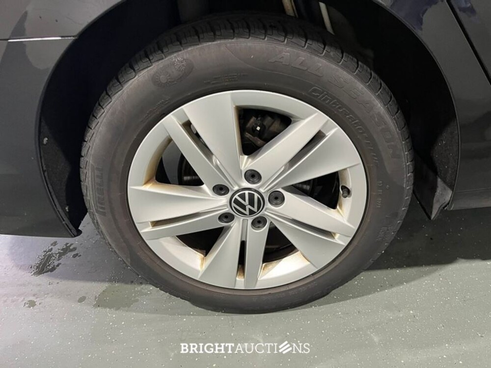 Volkswagen Golf Variant Life 1.0 TSI 110pk 2022 (Origineel-NL), R-293-JD