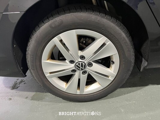 Volkswagen Golf Variant Life 1.0 TSI 110pk 2022 (Origineel-NL), R-293-JD