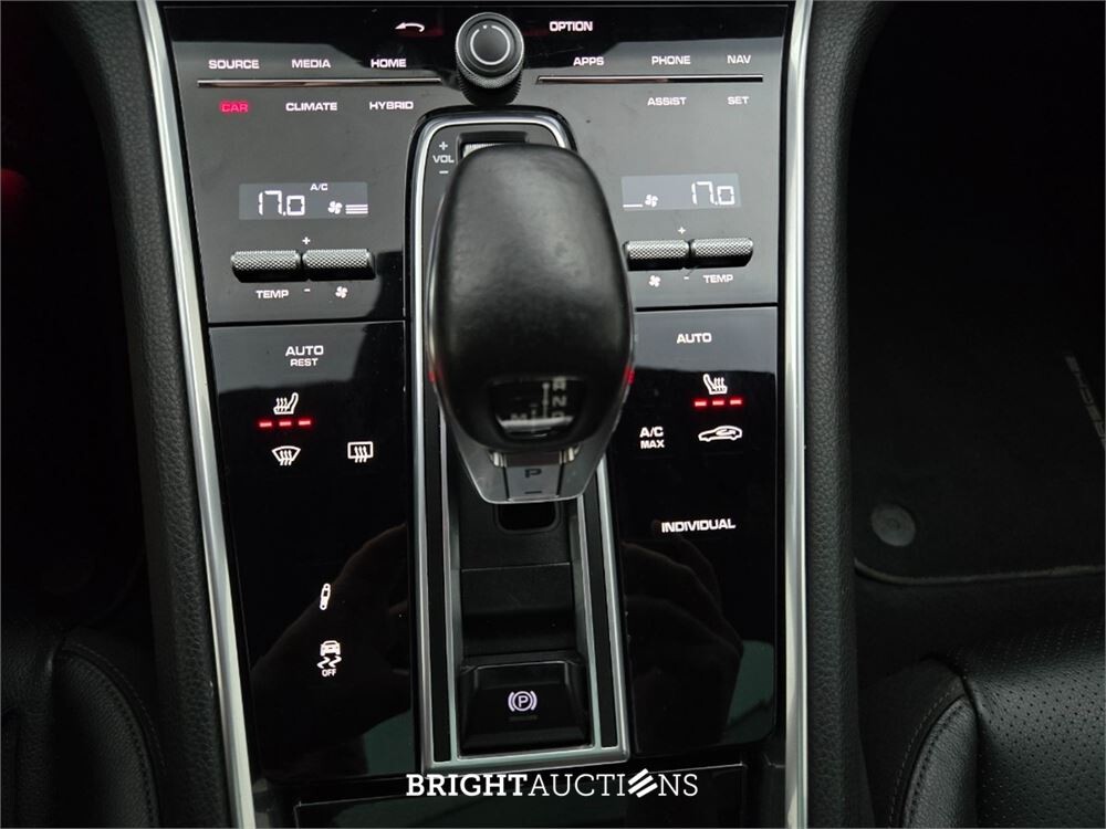 Porsche Panamera Sport Turismo 4 E-Hybrid 2.9 466pk 2019, JFF-53-K