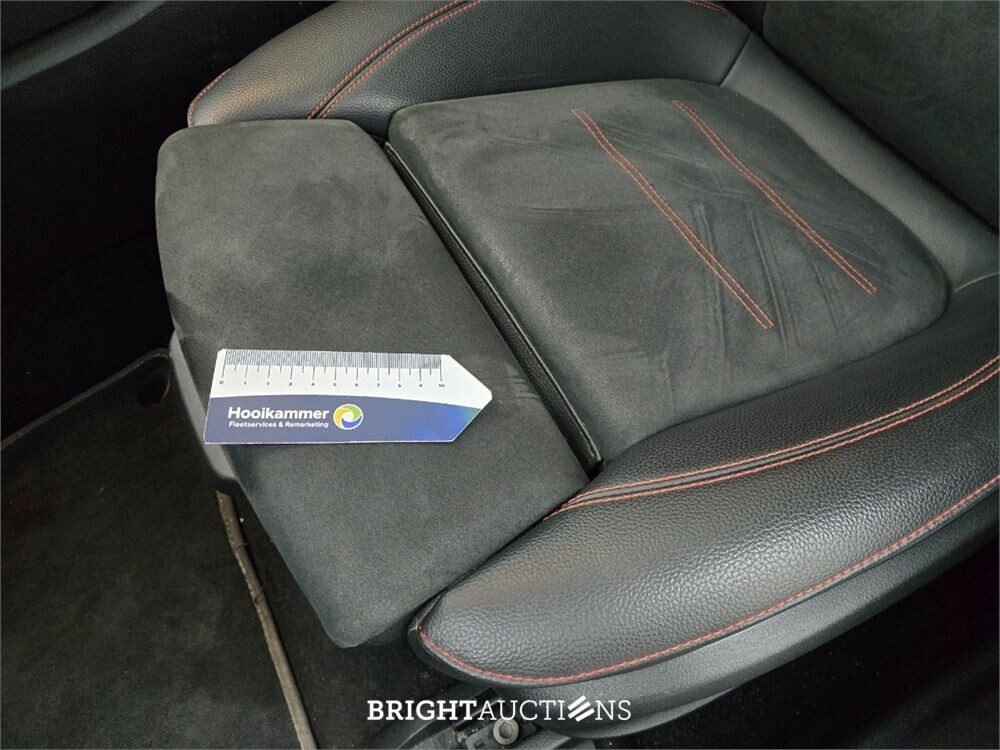 Mercedes-Benz CLA200 Business Solution AMG 163pk 2021 (Origineel-NL) CLA-Klasse, L-159-HB