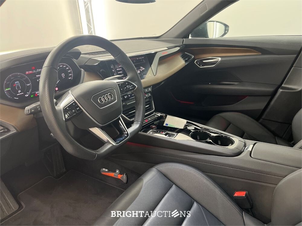 Audi e-tron GT GT 93 kWh 477pk 2021 (Origineel-NL), L-289-XB