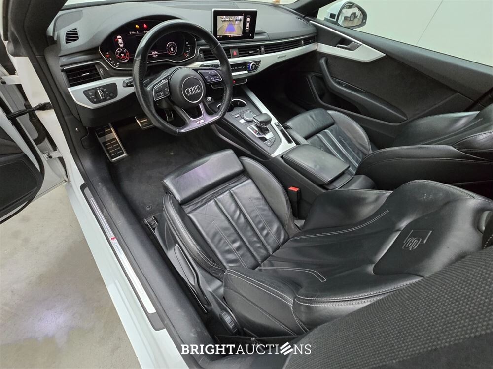 Audi A5 Coupé Design Pro Line Plus 3.0 TDI Quattro 218pk 2018, TR-982-T
