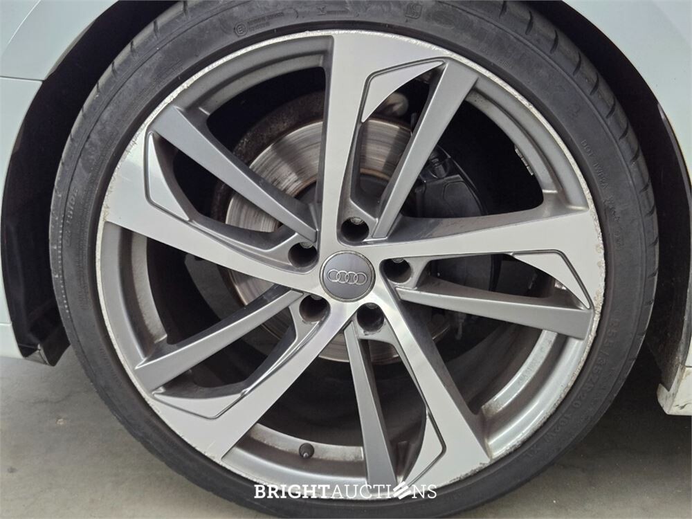 Audi A5 Coupé Design Pro Line Plus 3.0 TDI Quattro 218pk 2018, TR-982-T