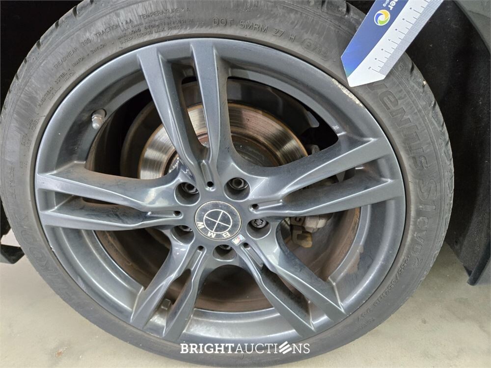 BMW 330e Centennial High Executive 272pk 2016 (Origineel-NL) 3-Serie, KZ-231-H