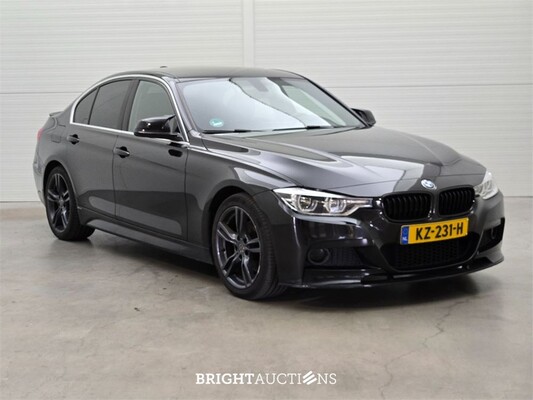 BMW 330e Centennial High Executive 272pk 2016 (Origineel-NL) 3-Serie, KZ-231-H