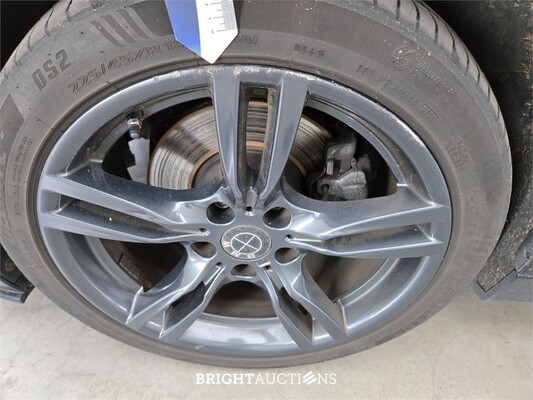 BMW 330e Centennial High Executive 272pk 2016 (Origineel-NL) 3-Serie, KZ-231-H