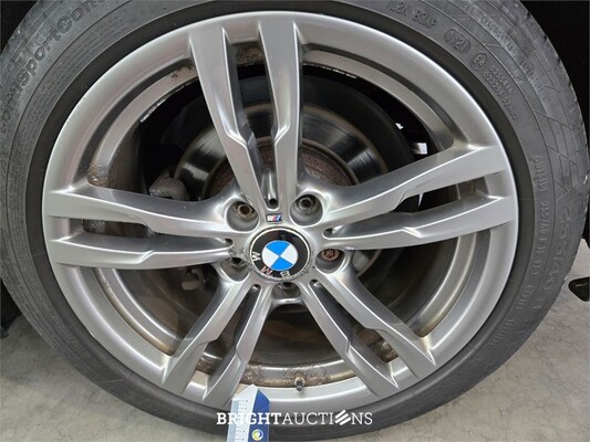 BMW 330e Centennial High Executive 272pk 2016 (Origineel-NL) 3-Serie, KX-220-P