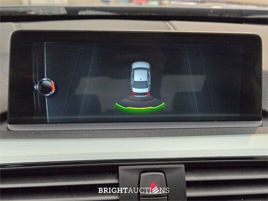BMW 330e Centennial High Executive 272pk 2016 (Origineel-NL) 3-Serie, KX-220-P