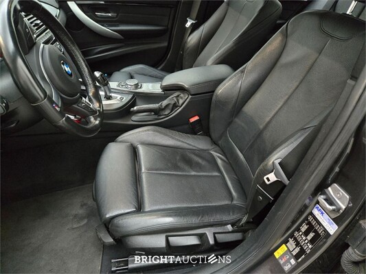 BMW 330e Centennial High Executive 272pk 2016 (Origineel-NL) 3-Serie, KX-220-P