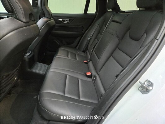 Volvo V60 T8 Twin Engine Inscription 2.0 AWD 392pk 2020, T-034-TZ