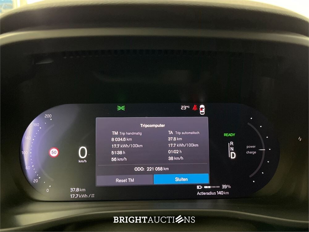 Volvo XC40 Recharge Plus 70 kWh 232pk 2023 (Origineel-NL), S-106-XG