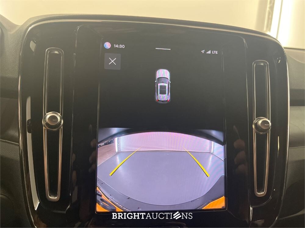 Volvo XC40 Recharge Plus 70 kWh 232pk 2023 (Origineel-NL), S-106-XG