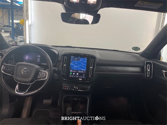 Volvo XC40 Recharge Plus 70 kWh 232pk 2023 (Origineel-NL), S-106-XG