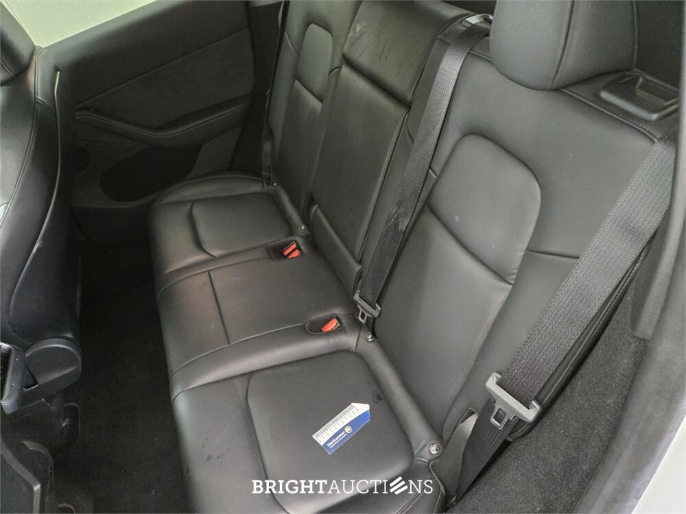 Tesla Model Y RWD 58 kWh 238pk 2024, JDD-49-H