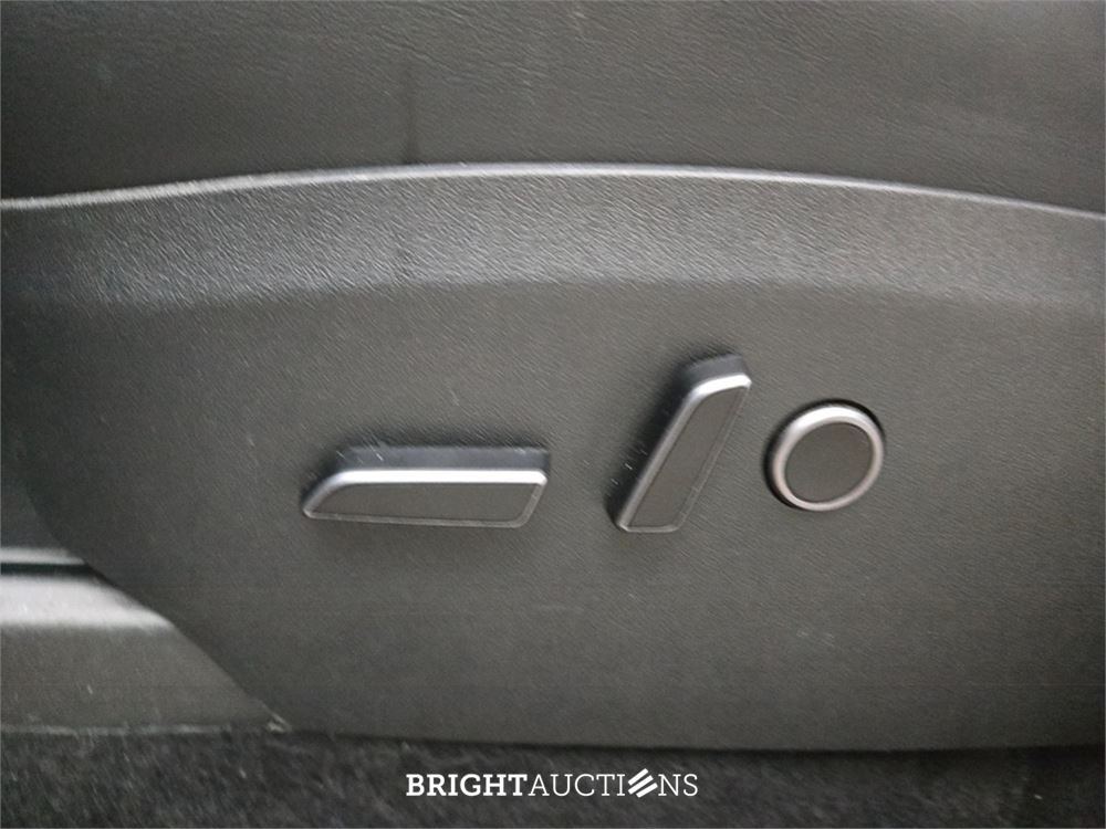 Tesla Model Y RWD 58 kWh 238pk 2024, JDD-49-H