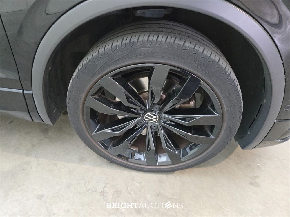 Volkswagen Tiguan eHybrid R-Line Business 1.4 TSI 265pk 2021, X-096-TJ