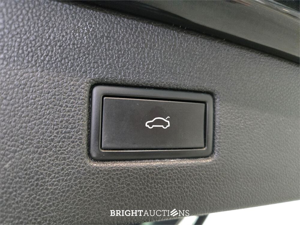Volkswagen Tiguan eHybrid R-Line Business 1.4 TSI 265pk 2021, X-096-TJ