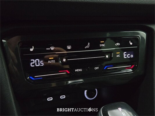 Volkswagen Tiguan eHybrid R-Line Business 1.4 TSI 265pk 2021, X-096-TJ