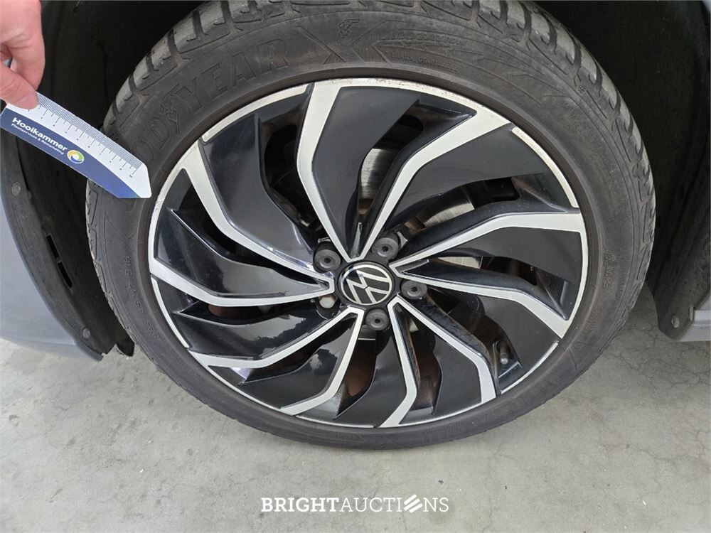 Volkswagen Golf eTSI R-Line 1.5 150pk 2020, HLP-73-V