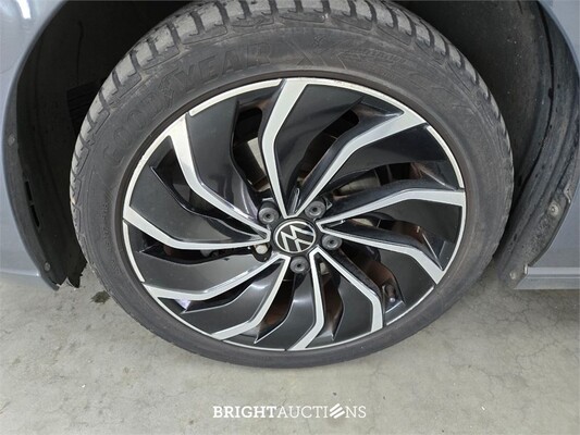 Volkswagen Golf eTSI R-Line 1.5 150pk 2020, HLP-73-V
